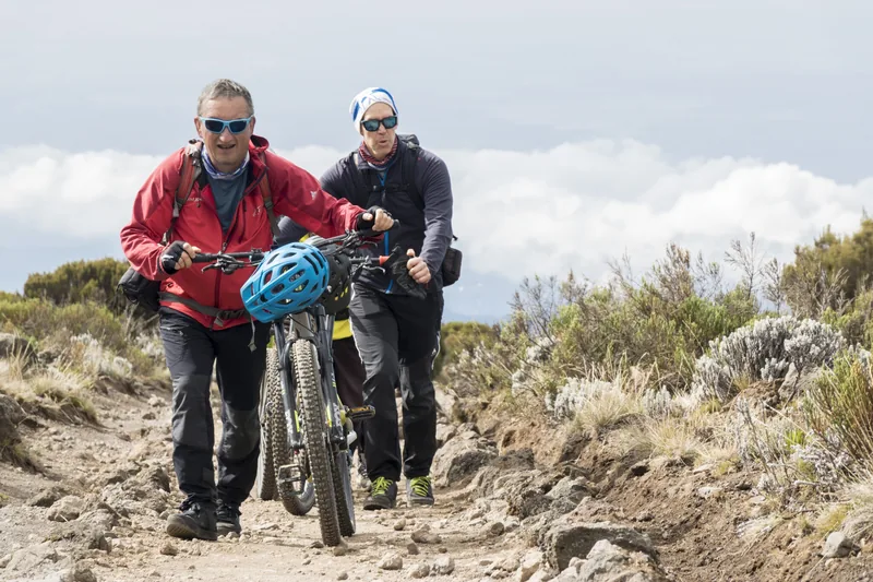 Radfahren auf dem Kilimandscharo